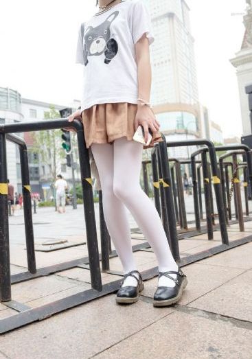 亚洲欧美制服自拍丝袜在线电影_高清电影大全在线