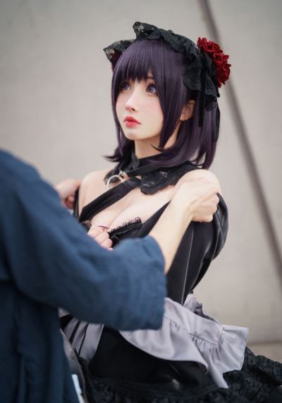 欧美阿v第一页sss_DVD全集在线观看