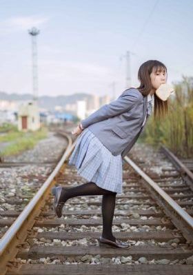国产剧老男孩迅雷下载_BD韩语在线播放观看
