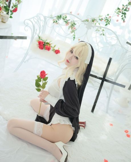 欧美色精品人妻_DVD手机在线观看