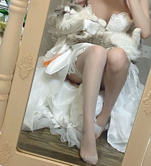 欧美大牌皮草时尚街拍_BD电影全集观看