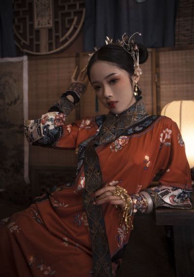 国产富婆饥渴一区二区_超清免费全集观看