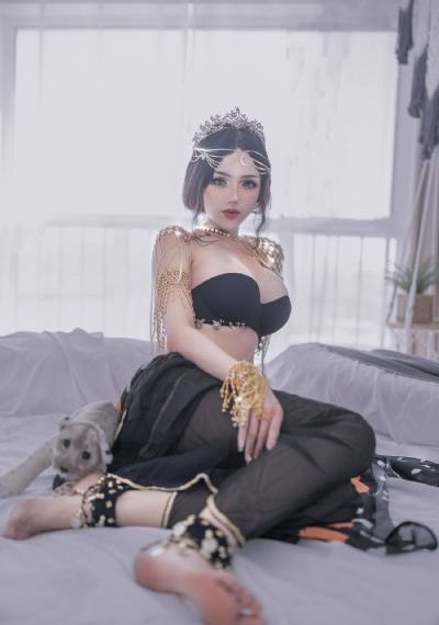 欧美成熟穿搭男_BD迅雷电影在线
