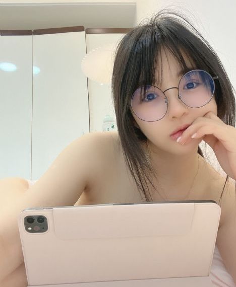 最新欧美流行歌曲2021_蓝光神马影院手机在线