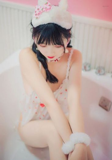 日本少女av制服天堂_超清在线视频播放