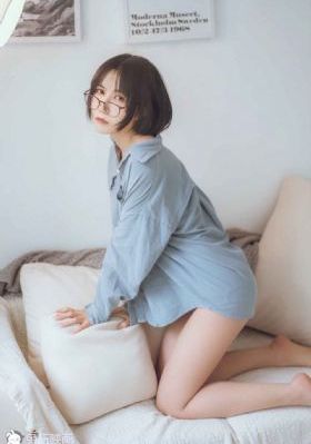 夫妻之间观看的视频在线播放_1080免费观看