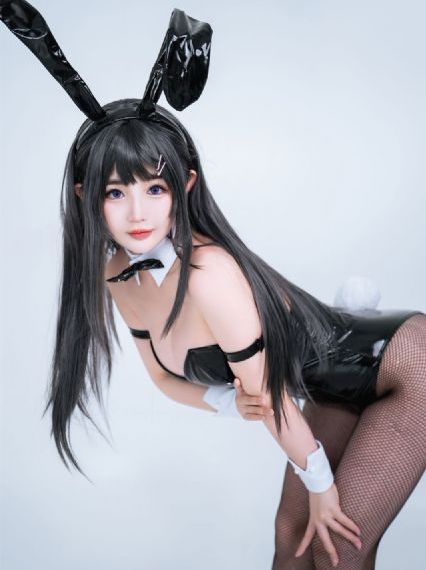 欧美艳星elsa_蓝光动漫在线观看