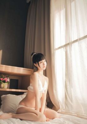 亚洲国产欧美人妖_1080P电影完整版